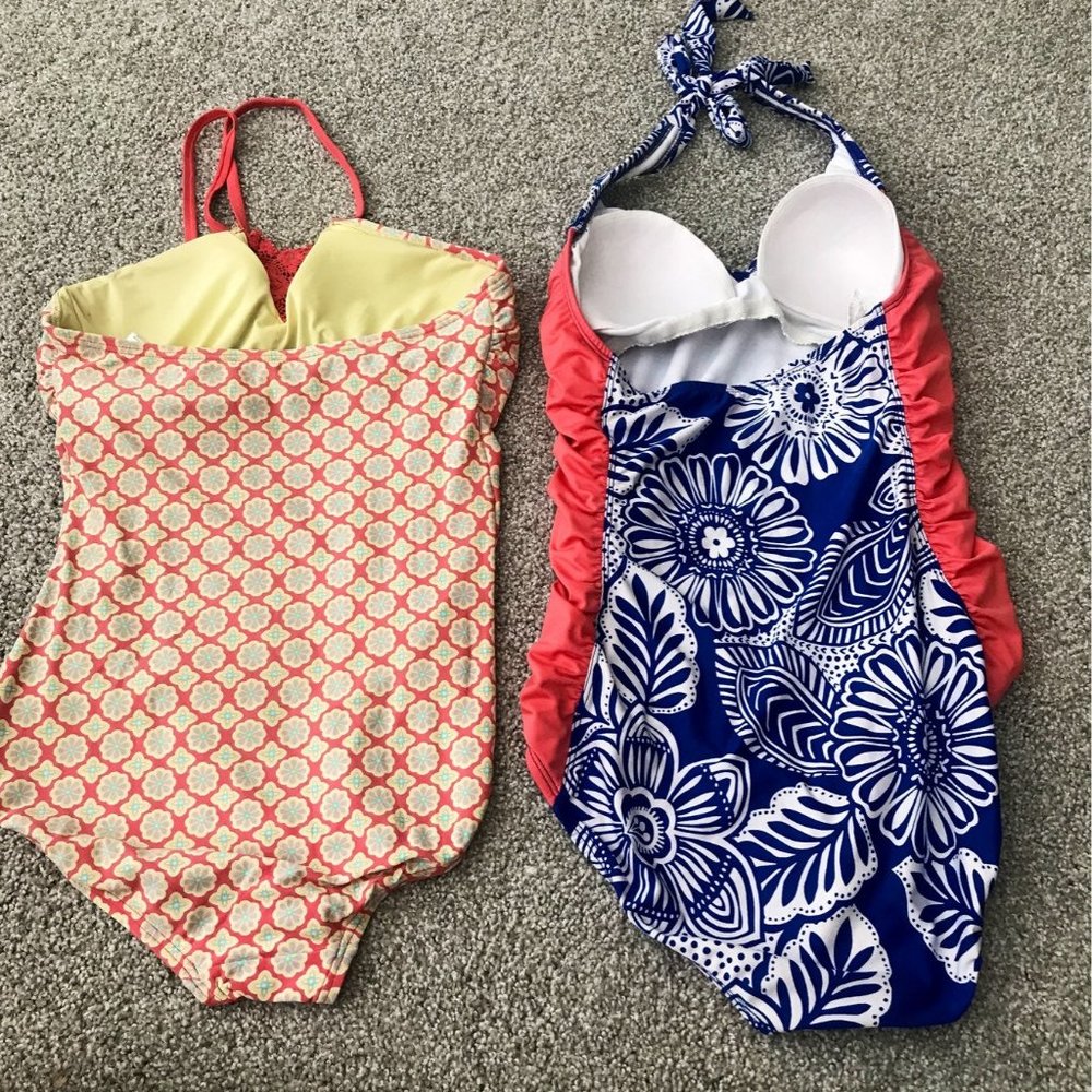 Halter 1 piece swim - Picture 3 of 6